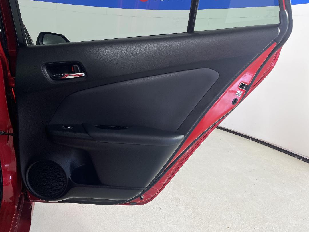 Photo '19' of Toyota Prius Photo '19' of Toyota Prius