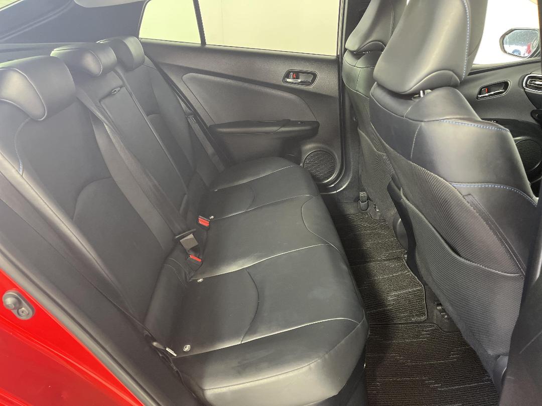 Photo '20' of Toyota Prius Photo '20' of Toyota Prius