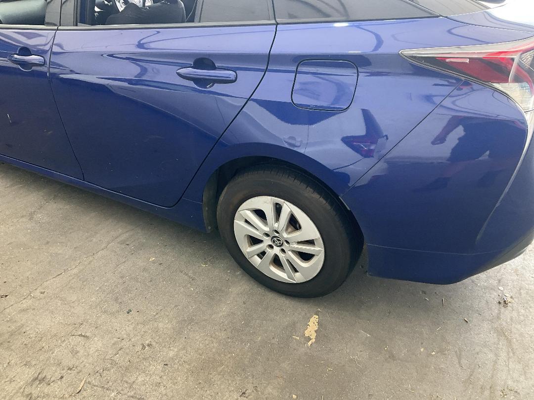 Photo '9' of Toyota Prius