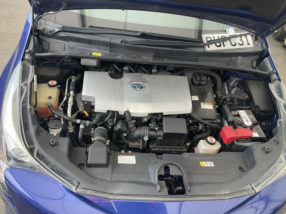 Photo '14' of Toyota Prius