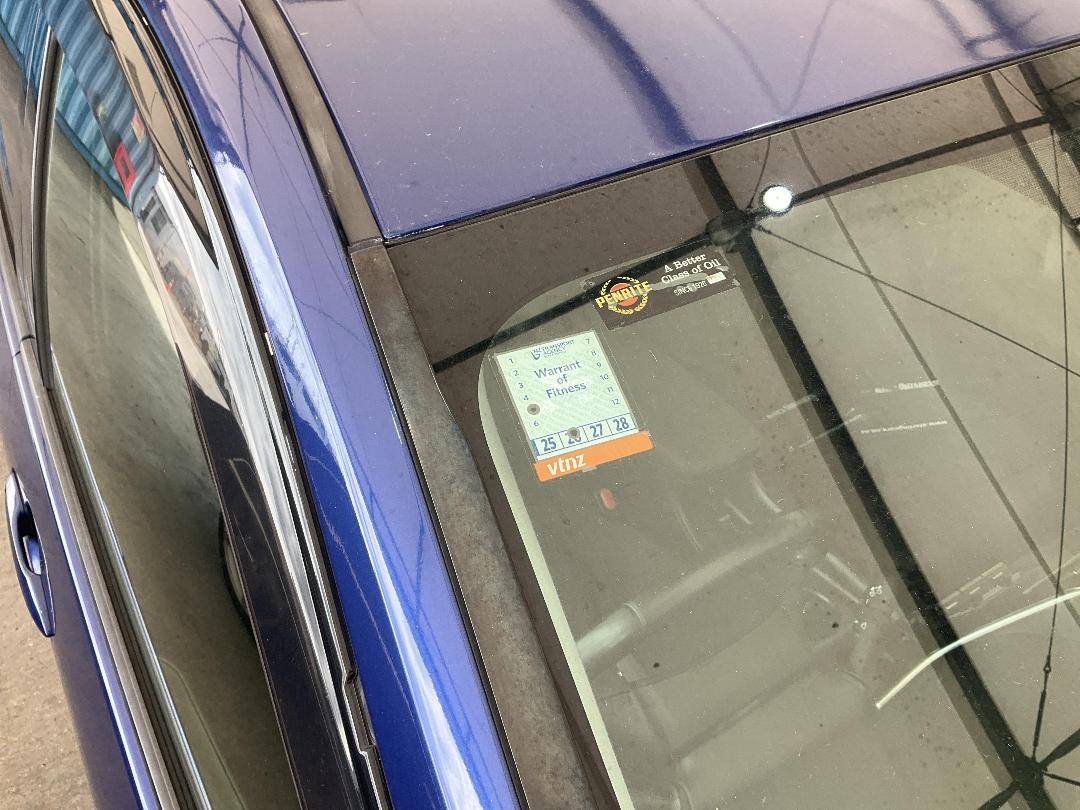 Photo '22' of Toyota Prius