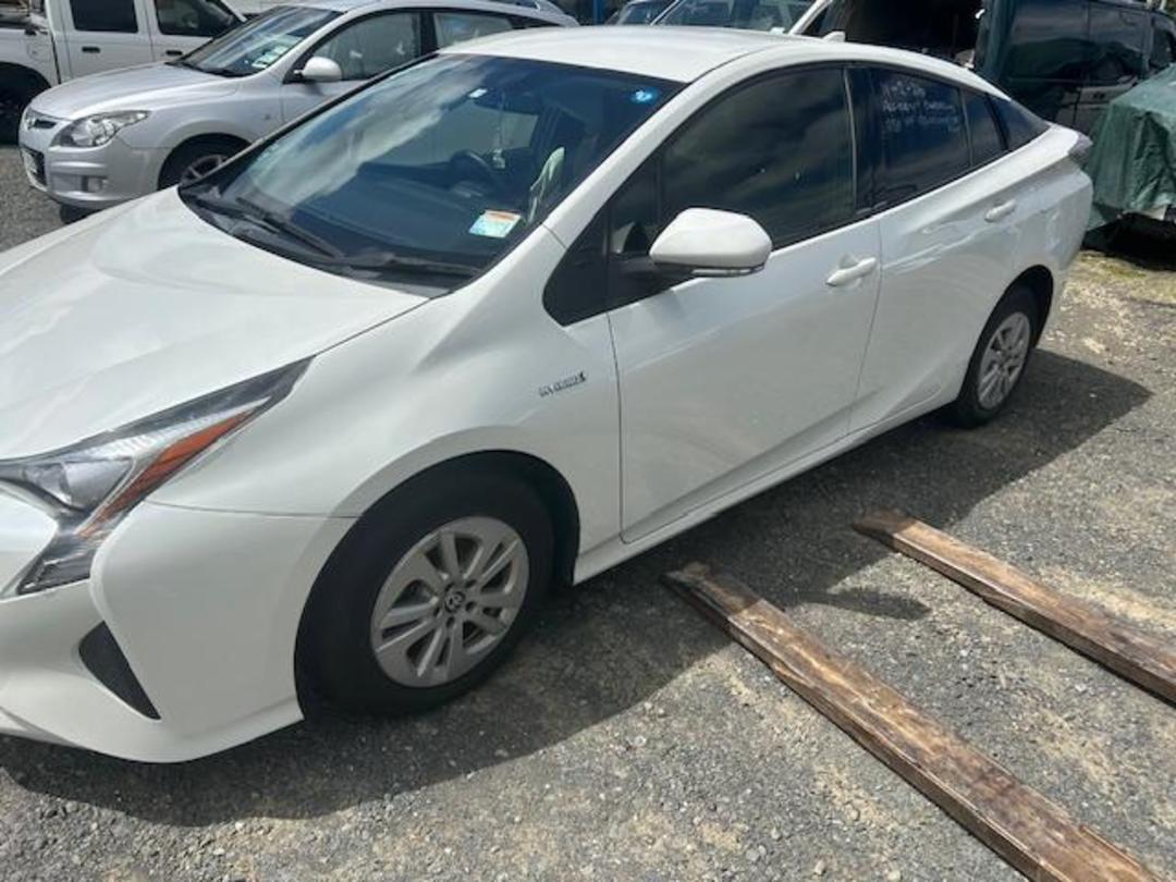 Photo '3' of Toyota Prius Hybrid