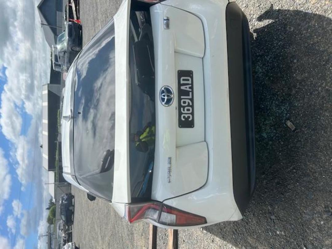 Photo '8' of Toyota Prius Hybrid