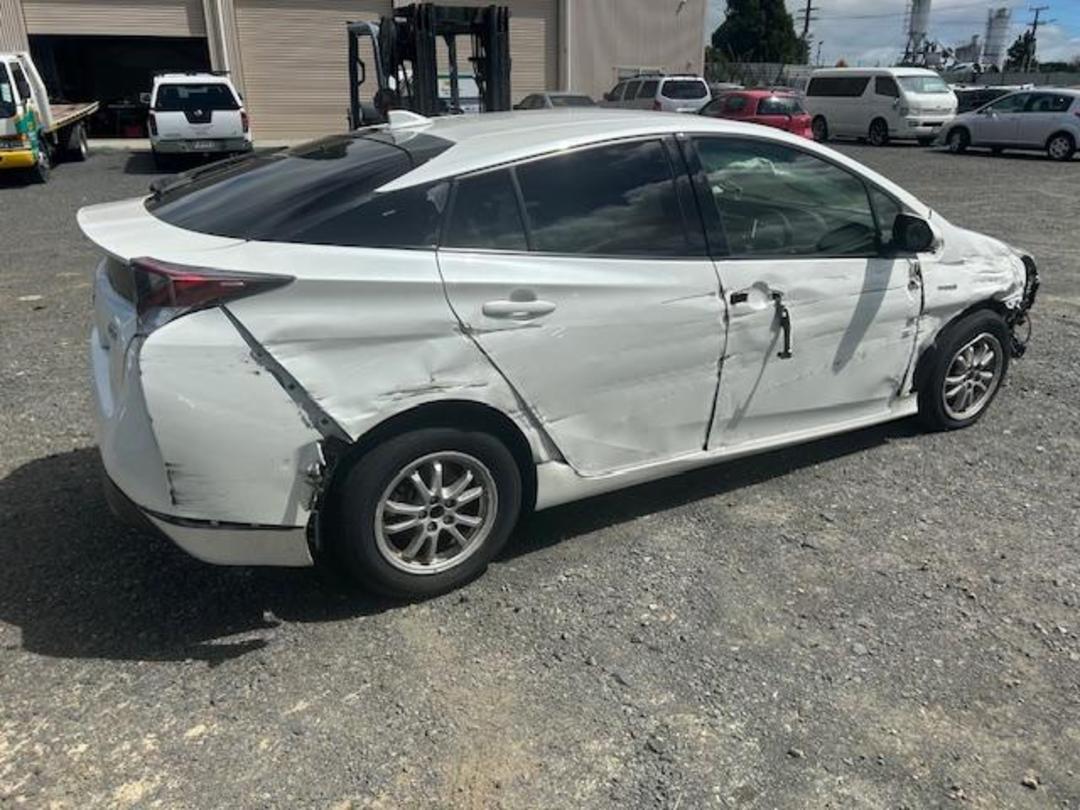 Photo '4' of Toyota Prius Hybrid