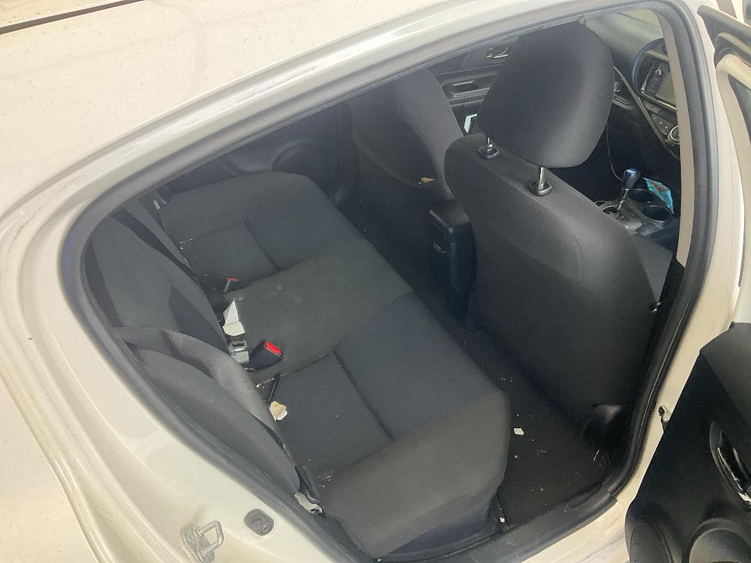 Photo '20' of Toyota Prius C GX Photo '20' of Toyota Prius C GX