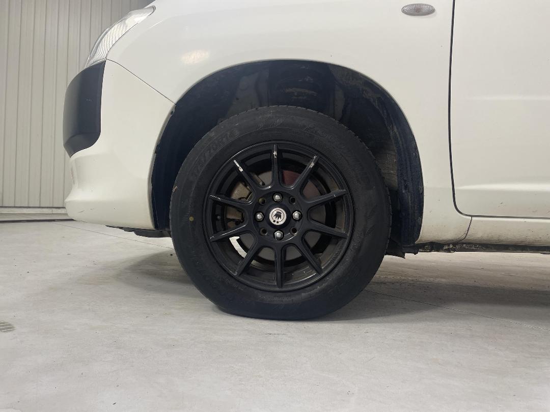 Photo '10' of Toyota Probox Photo '10' of Toyota Probox