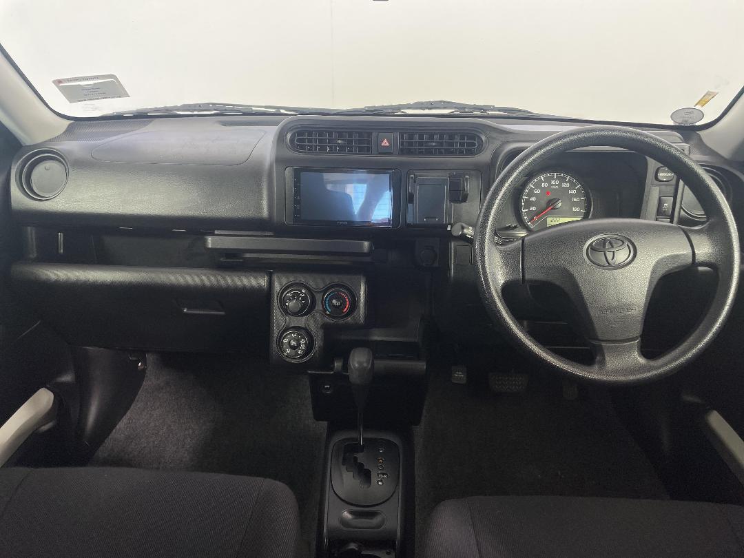 Photo '17' of Toyota Probox Photo '17' of Toyota Probox