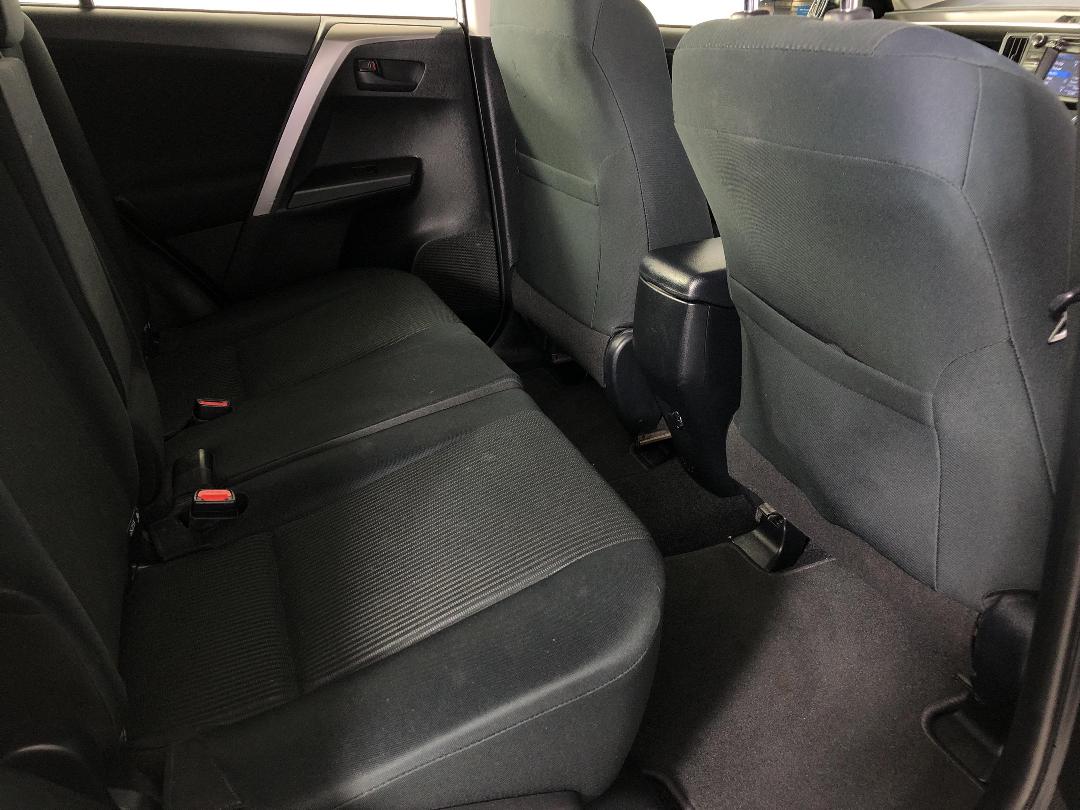 Photo '20' of Toyota Rav4