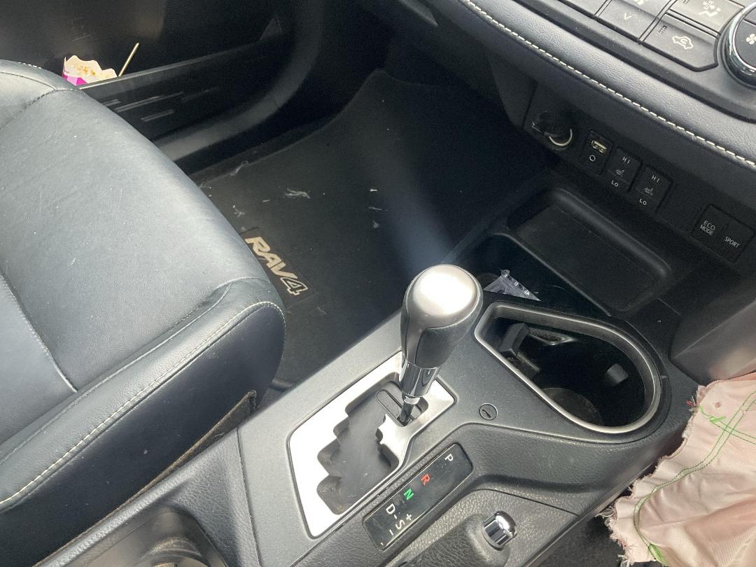 Photo '12' of Toyota Rav4 LTD SUV Photo '12' of Toyota Rav4 LTD SUV