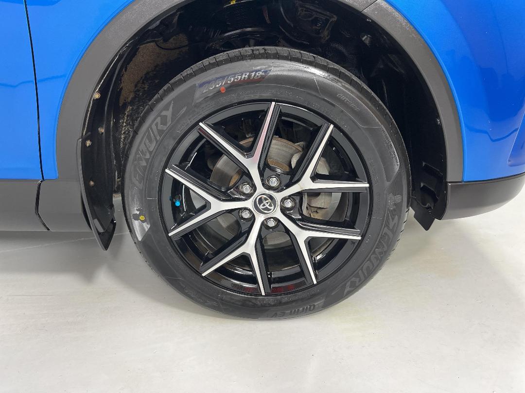 Photo '9' of Toyota Rav4