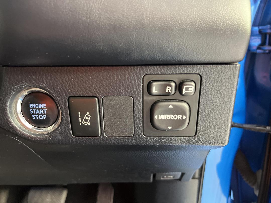 Photo '29' of Toyota Rav4