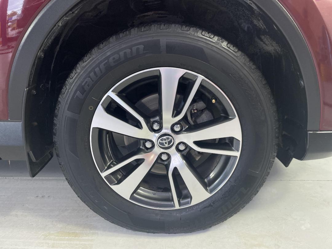 Photo '9' of Toyota Rav4