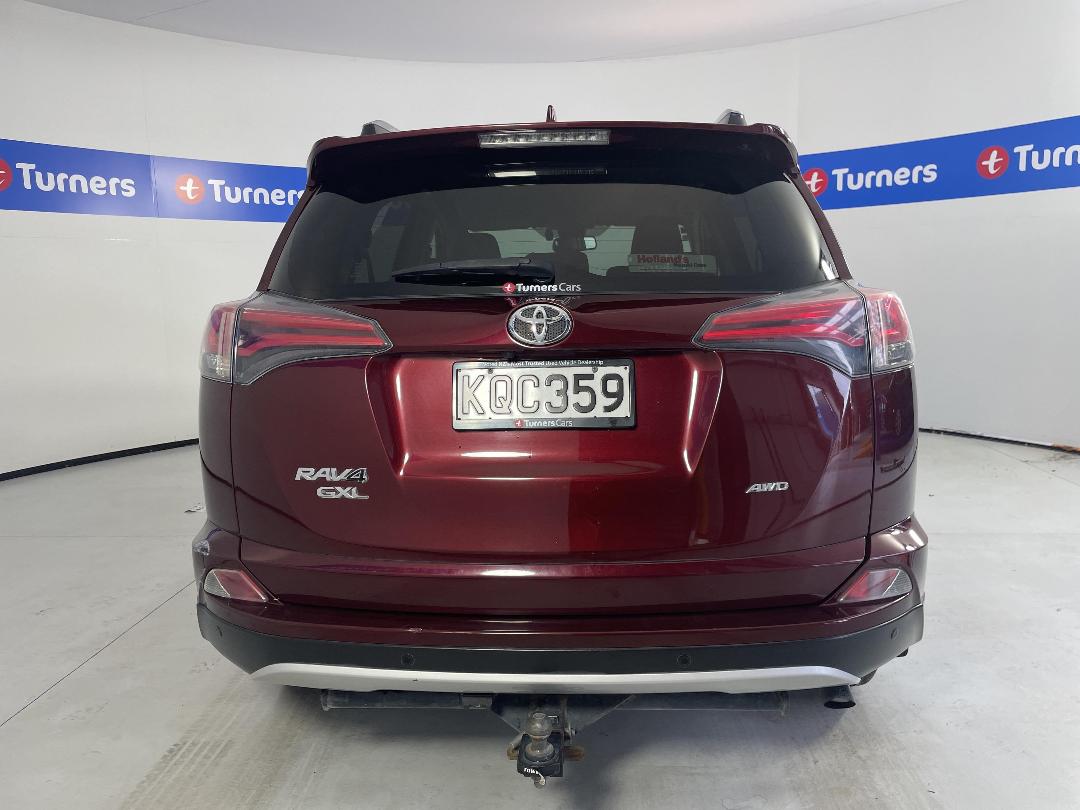 Photo '6' of Toyota Rav4