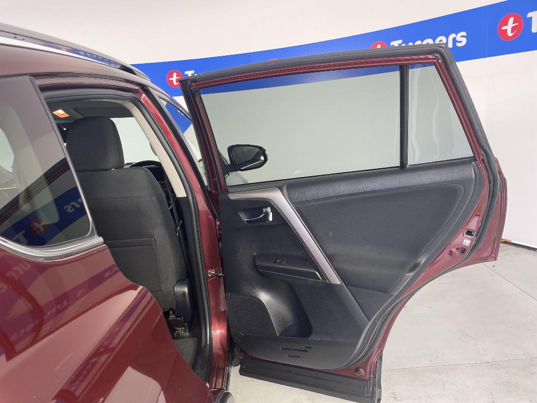 Photo '19' of Toyota Rav4