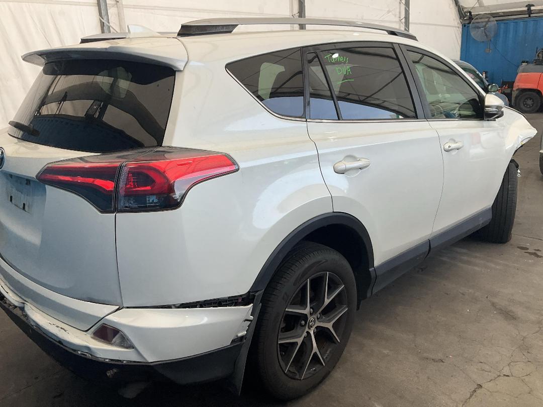 Photo '5' of Toyota Rav4 LTD SUV Photo '5' of Toyota Rav4 LTD SUV