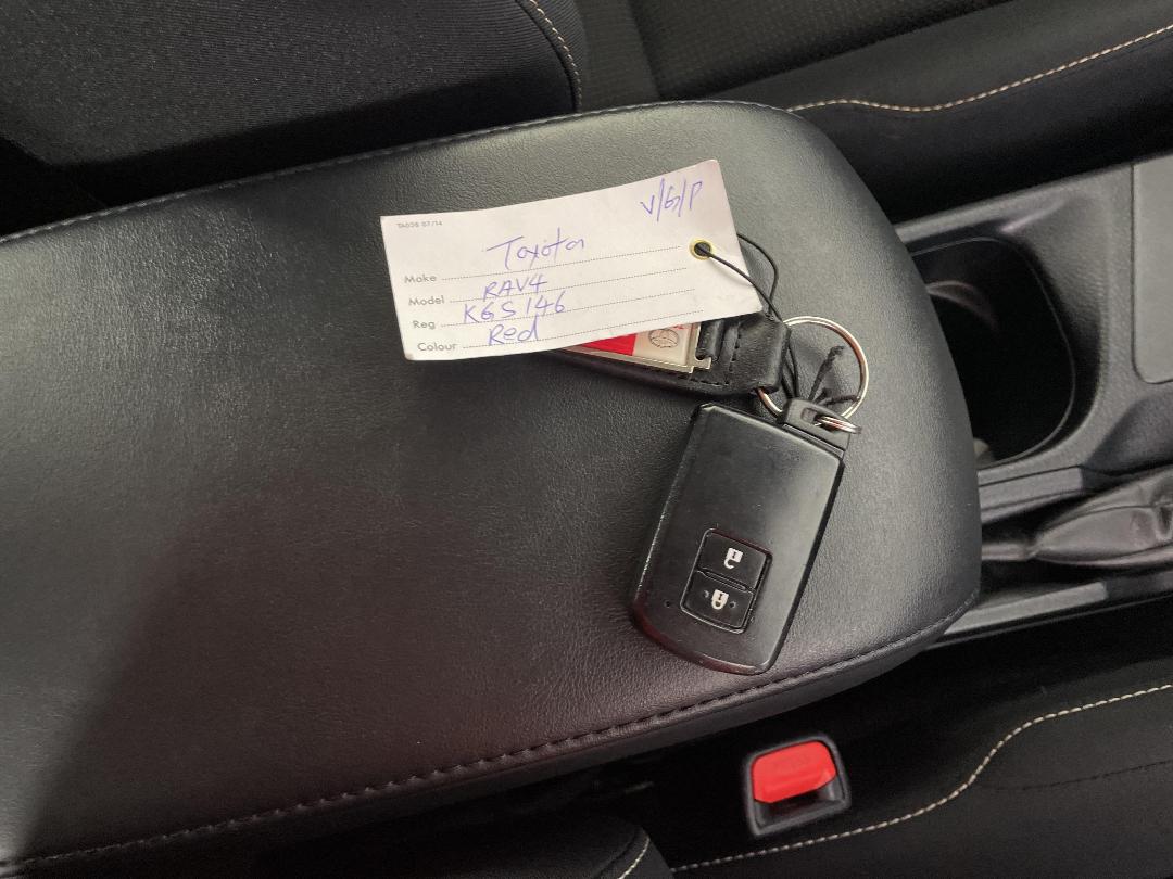 Photo '22' of Toyota Rav4 Photo '22' of Toyota Rav4