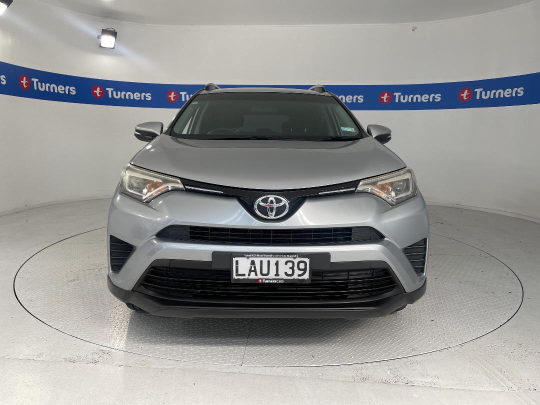 Photo '2' of Toyota Rav4