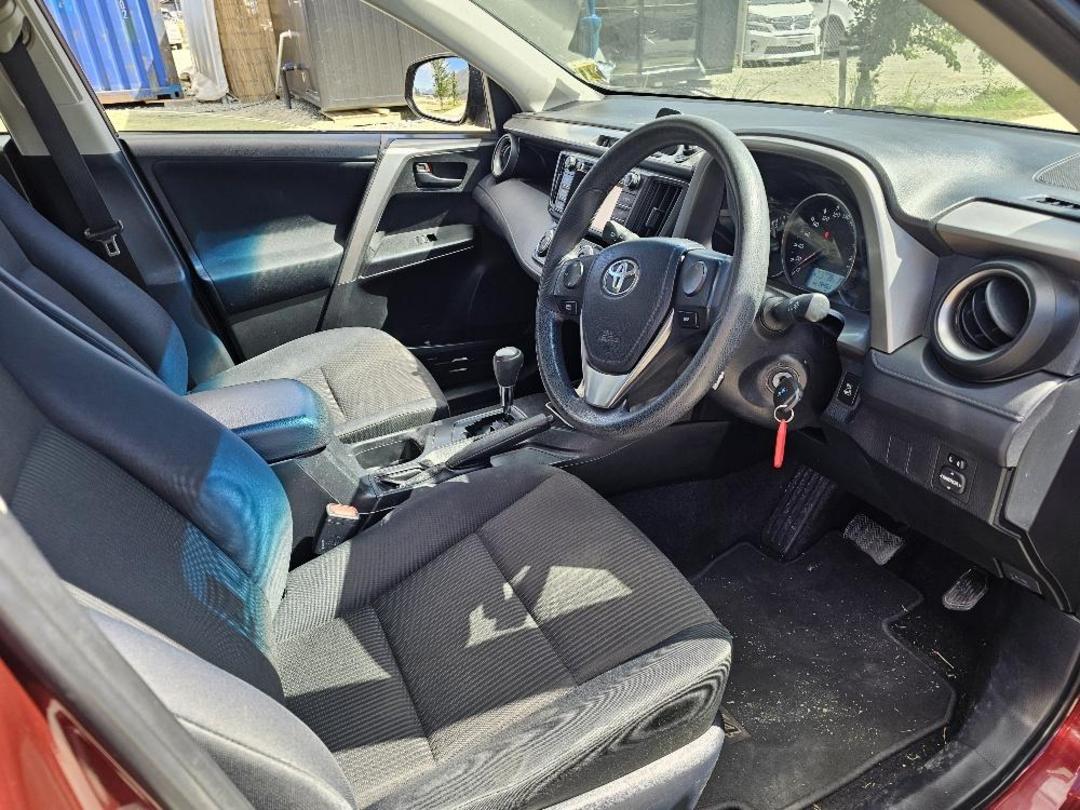 Photo '14' of Toyota Rav4 GX SUV