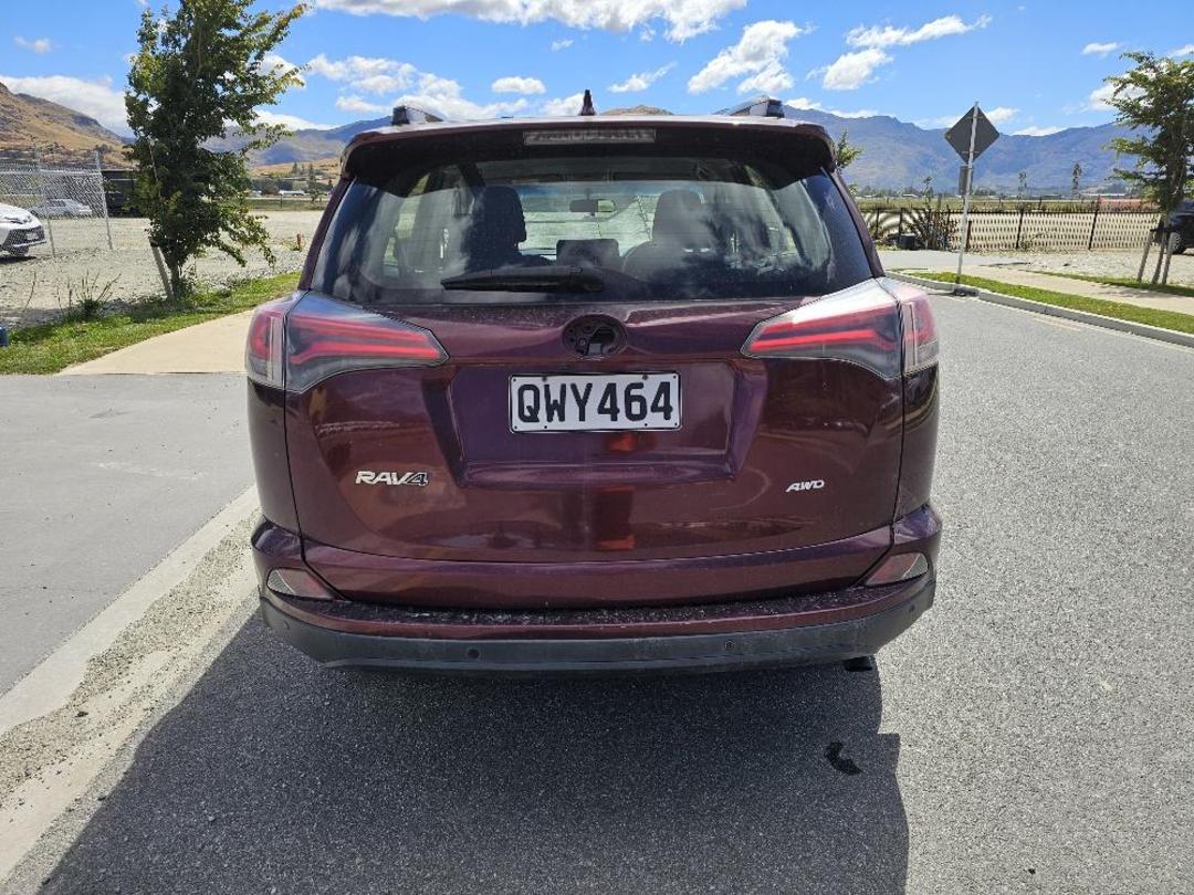 Photo '4' of Toyota Rav4 GX SUV