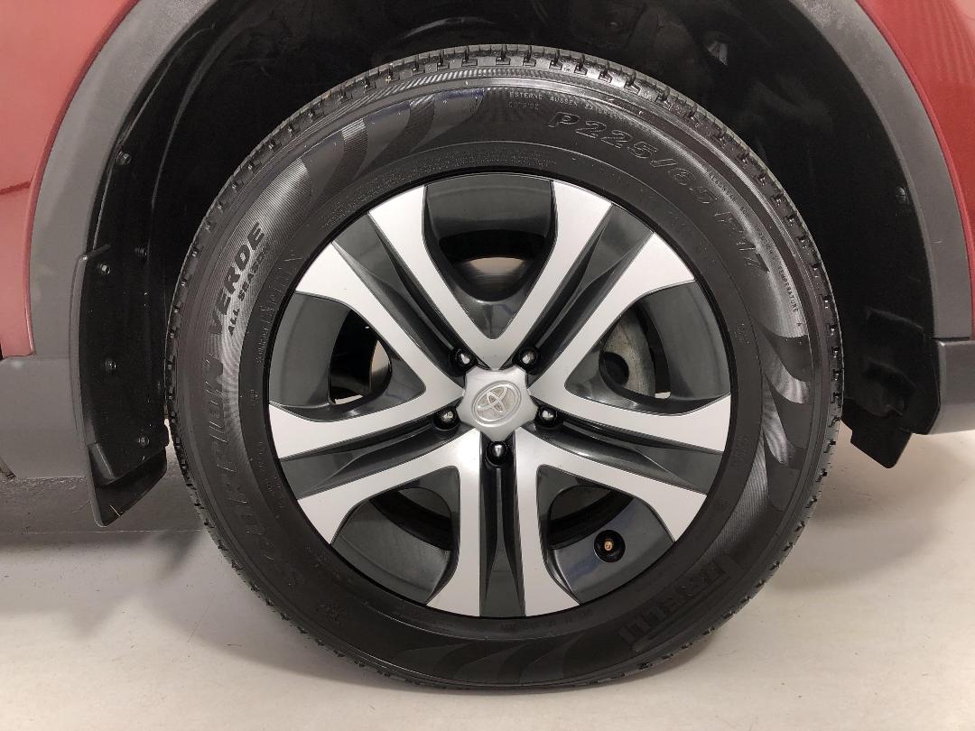 Photo '9' of Toyota Rav4