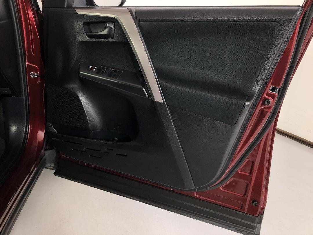 Photo '15' of Toyota Rav4