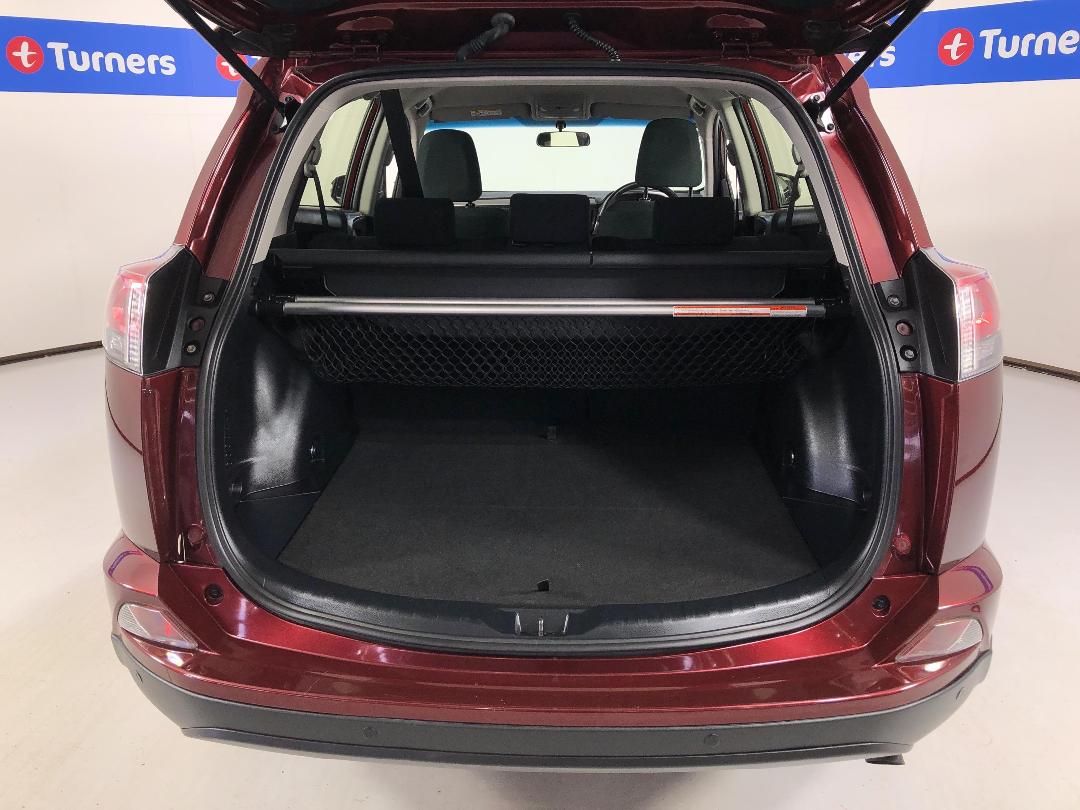 Photo '14' of Toyota Rav4