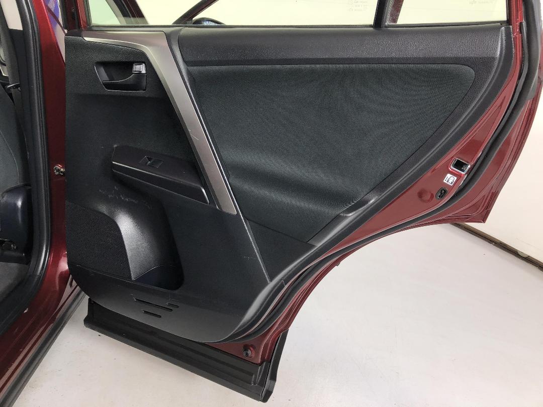 Photo '19' of Toyota Rav4