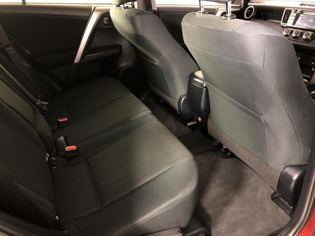 Photo '20' of Toyota Rav4