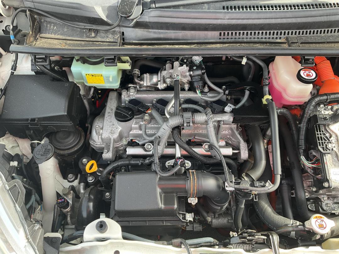 Photo '9' of Toyota Vitz