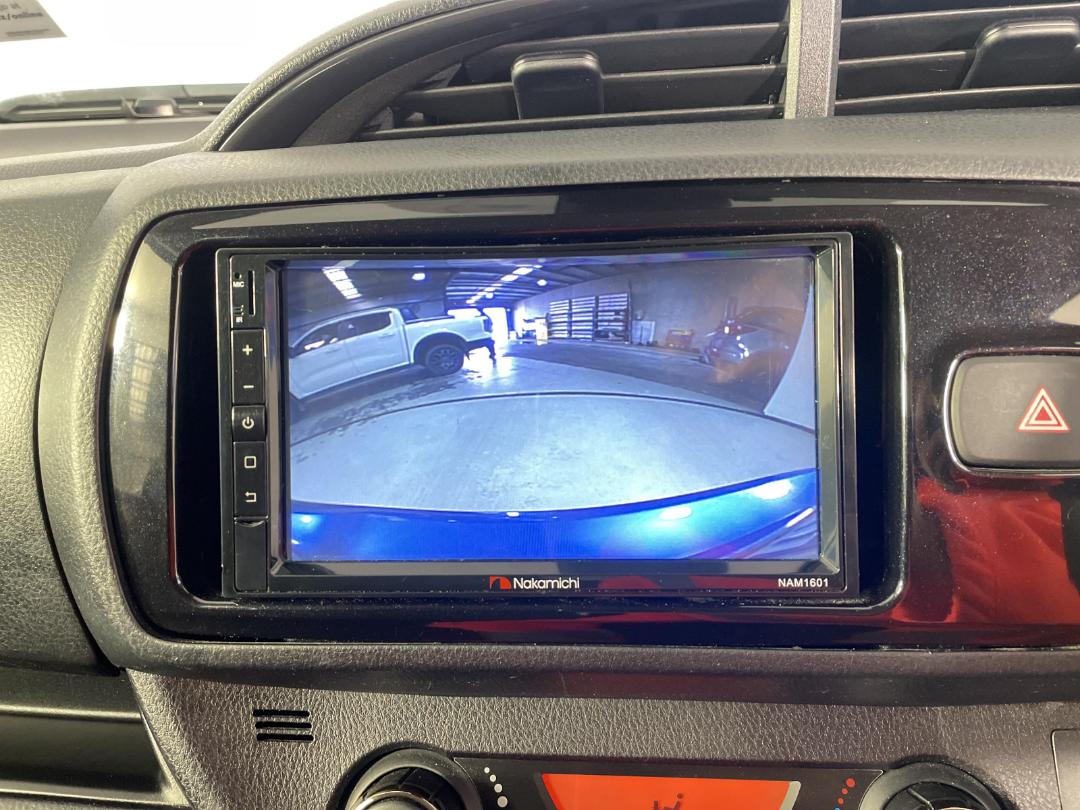 Photo '28' of Toyota Vitz