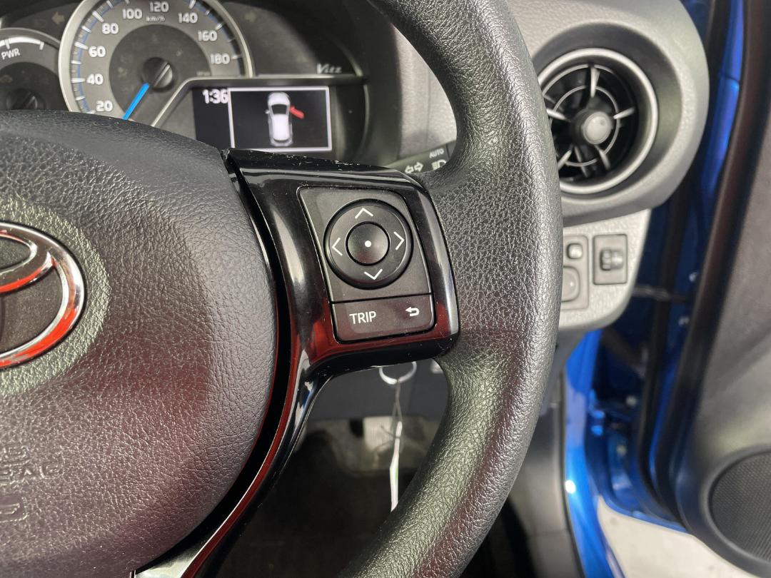 Photo '27' of Toyota Vitz