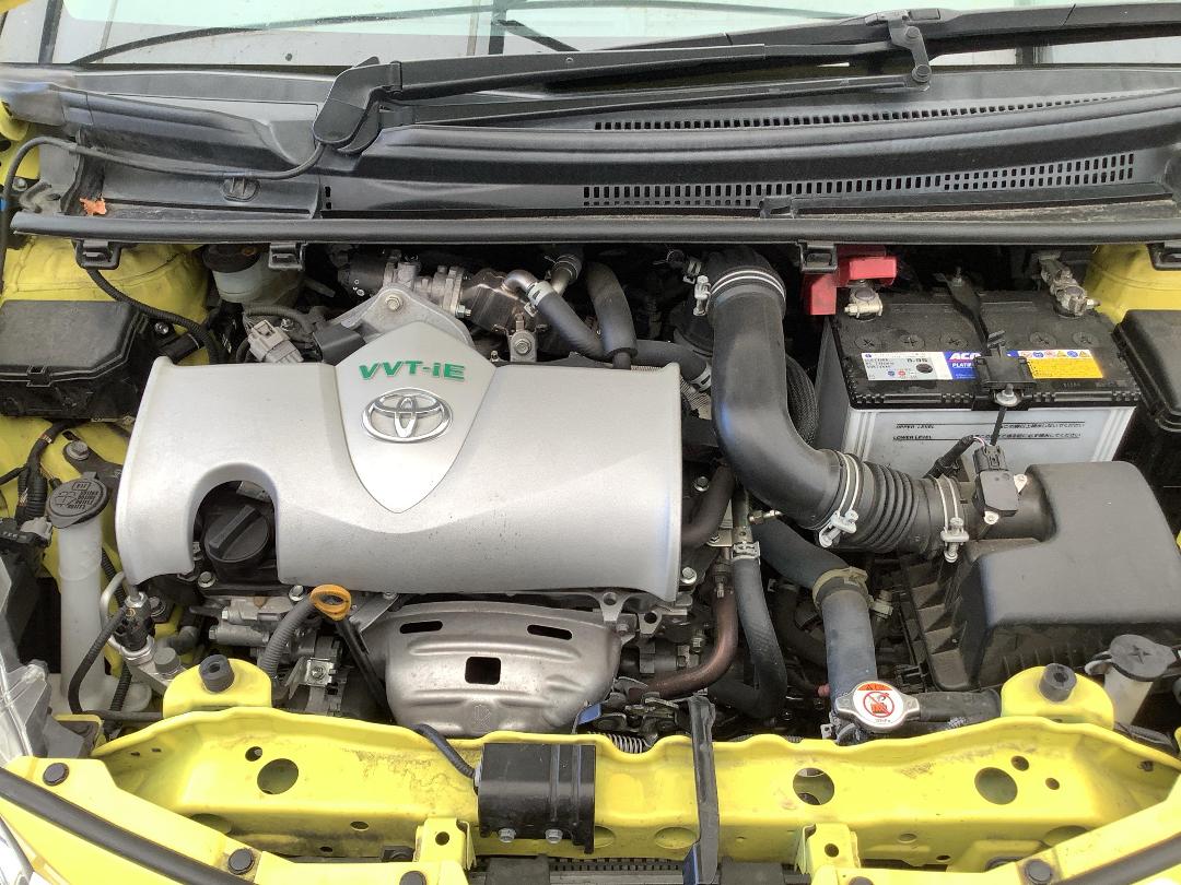 Photo '9' of Toyota Vitz