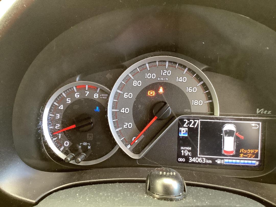 Photo '13' of Toyota Vitz