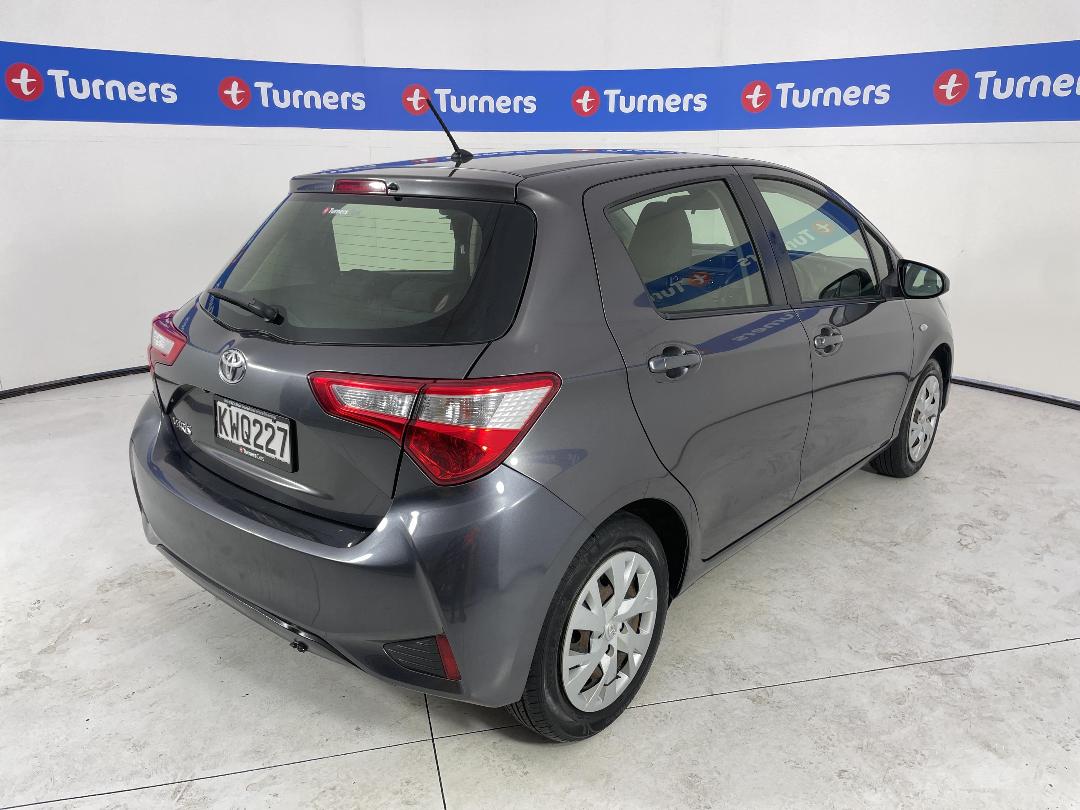 Photo '7' of Toyota Yaris Photo '7' of Toyota Yaris