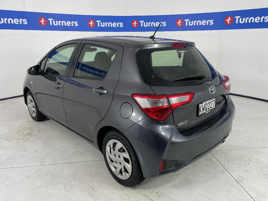 Photo '5' of Toyota Yaris Photo '5' of Toyota Yaris