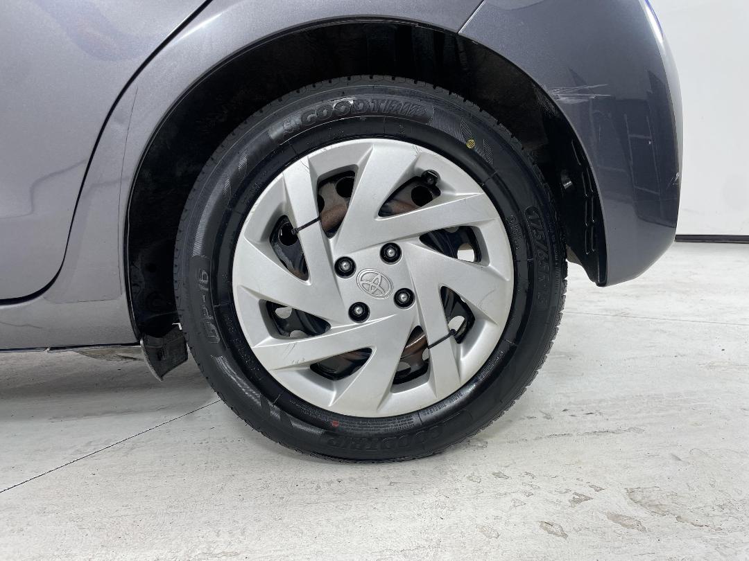 Photo '11' of Toyota Yaris Photo '11' of Toyota Yaris