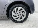 Thumbnail '11' of Toyota Yaris