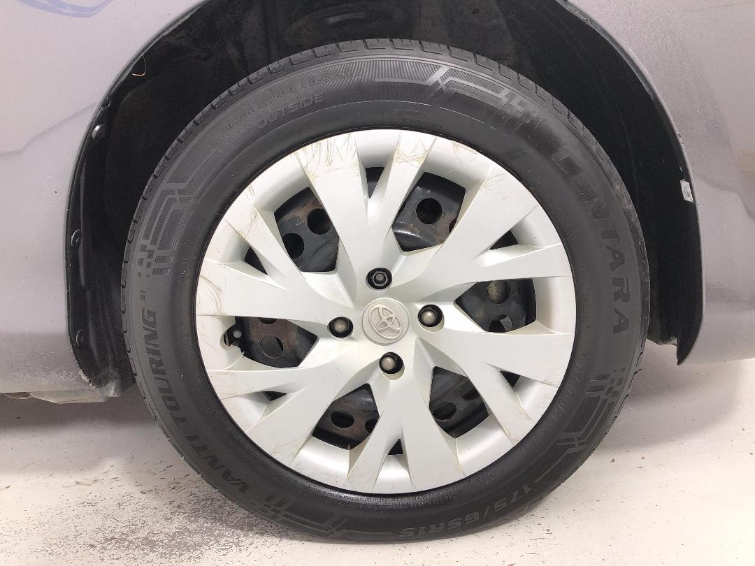 Photo '9' of Toyota Yaris