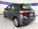 Thumbnail '5' of Toyota Yaris