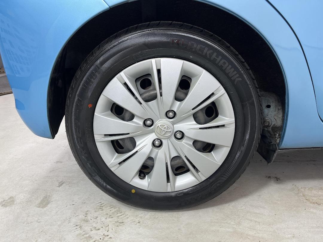 Photo '12' of Toyota Yaris Photo '12' of Toyota Yaris