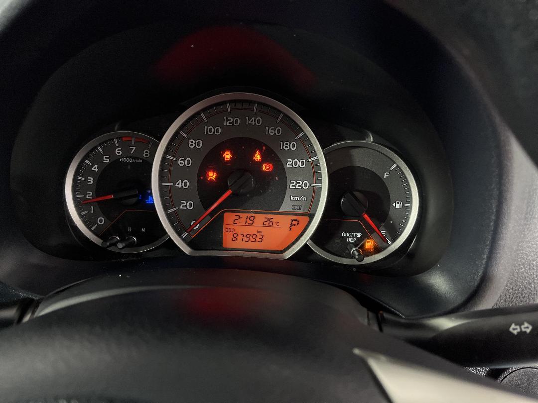 Photo '21' of Toyota Yaris Photo '21' of Toyota Yaris