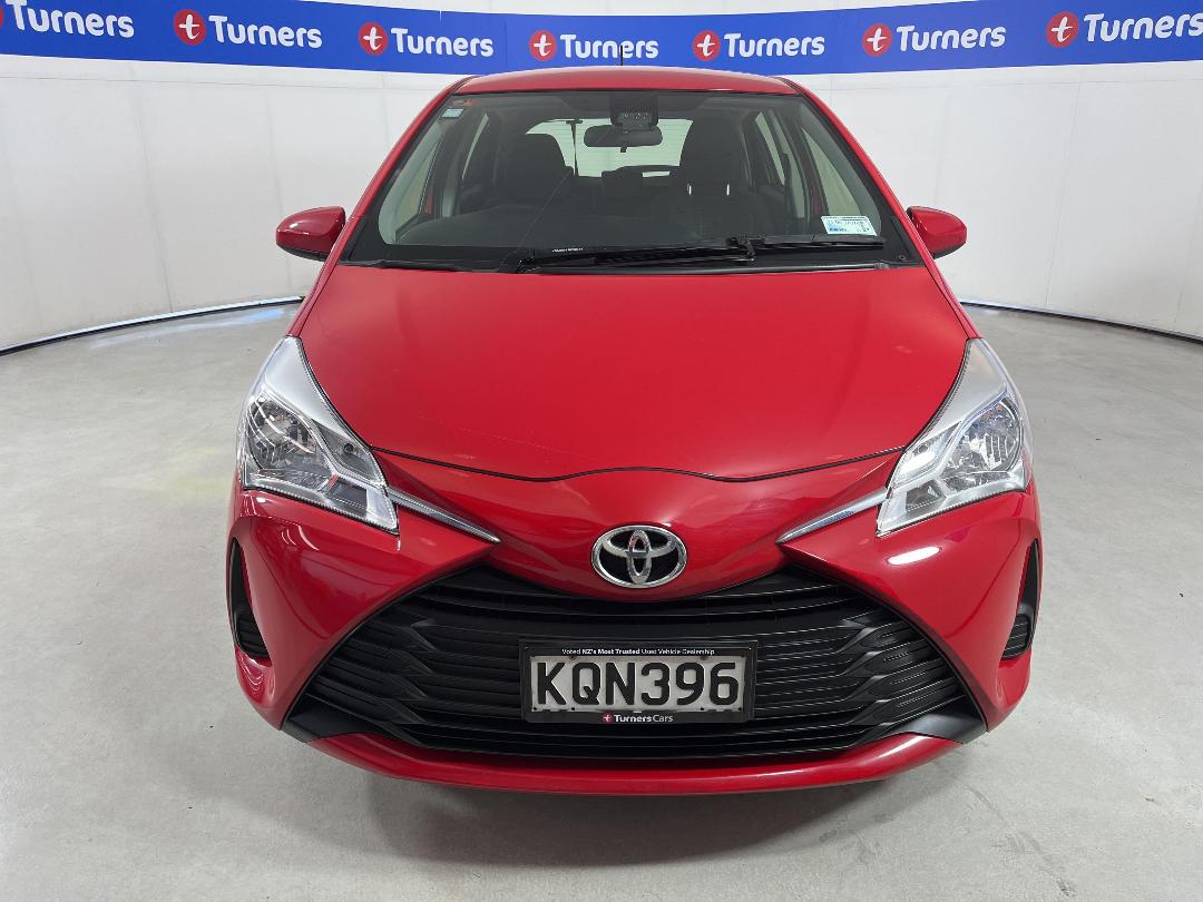 Photo '2' of Toyota Yaris