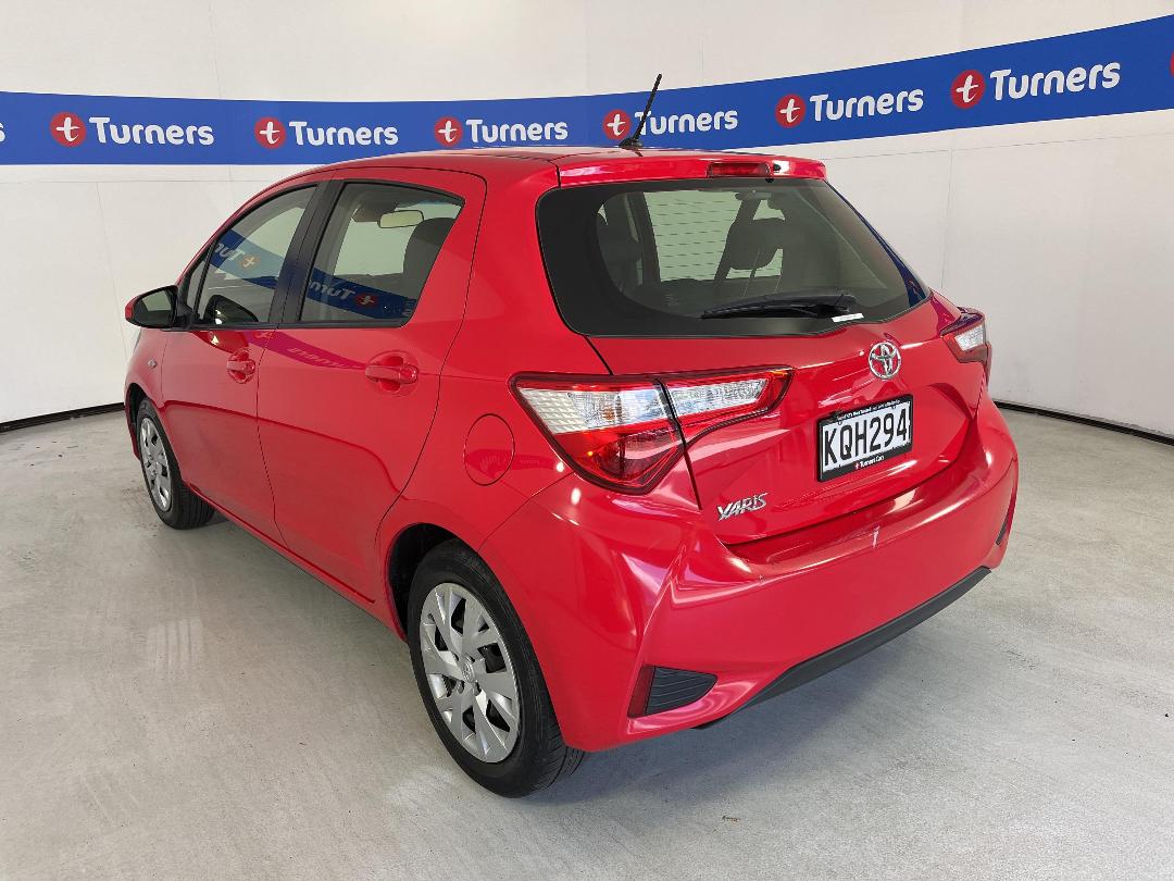 Photo '5' of Toyota Yaris