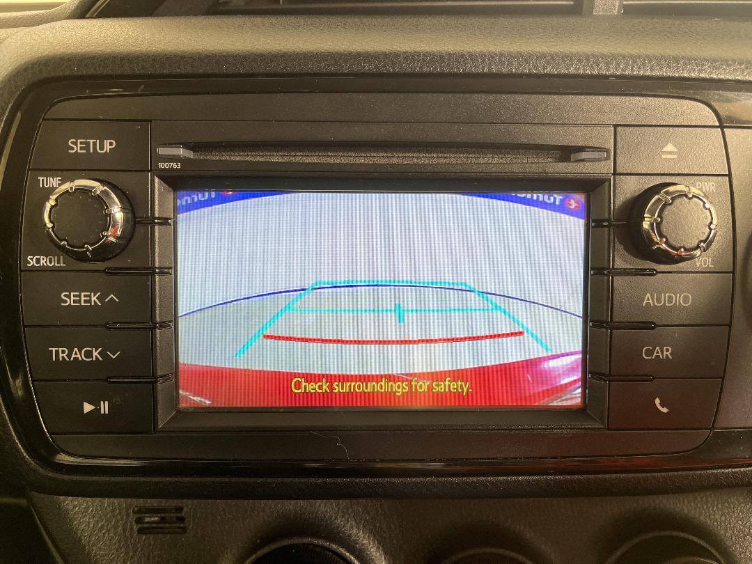 Photo '27' of Toyota Yaris