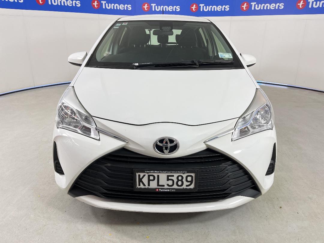 Photo '2' of Toyota Yaris