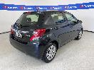 Thumbnail '7' of Toyota Yaris