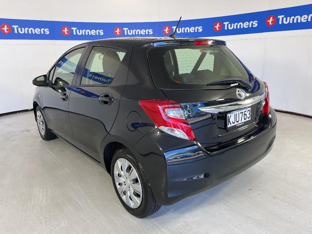 Photo '5' of Toyota Yaris