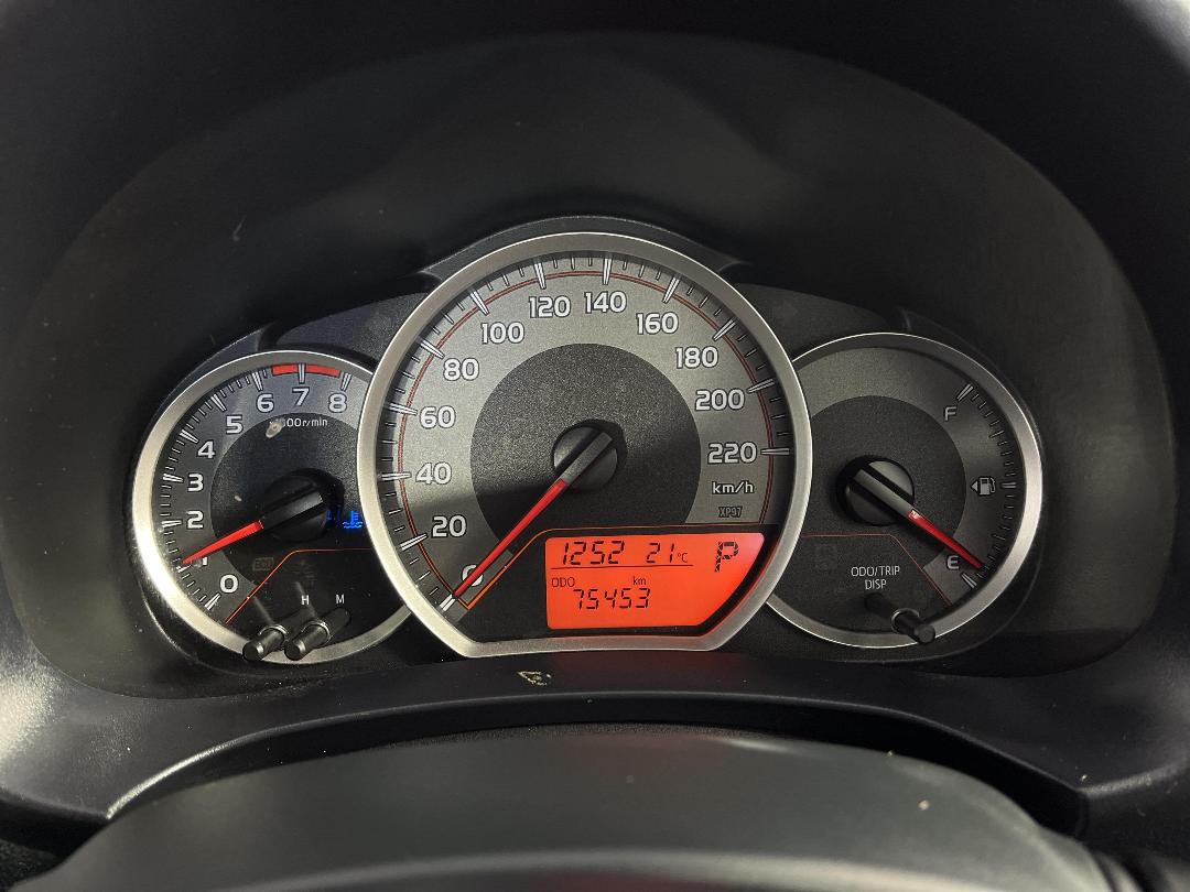 Photo '21' of Toyota Yaris