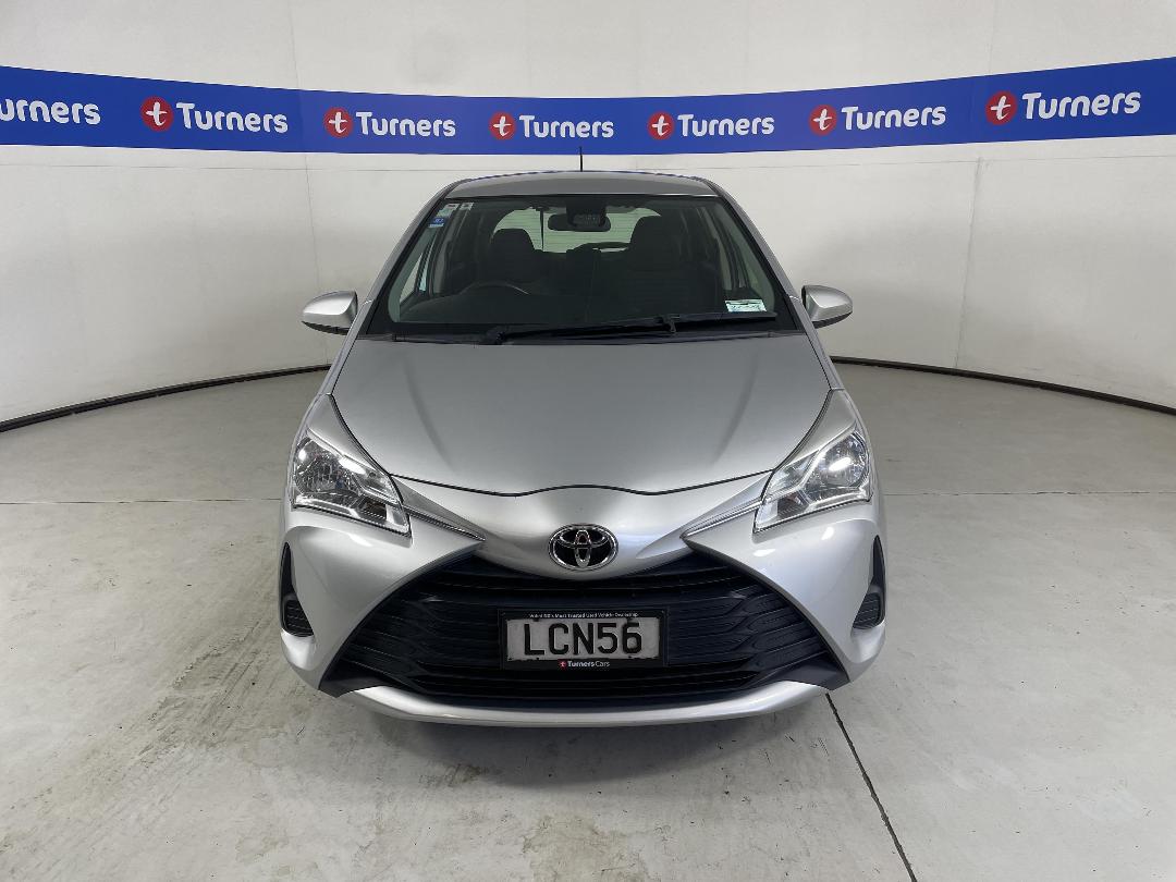 Photo '2' of Toyota Yaris