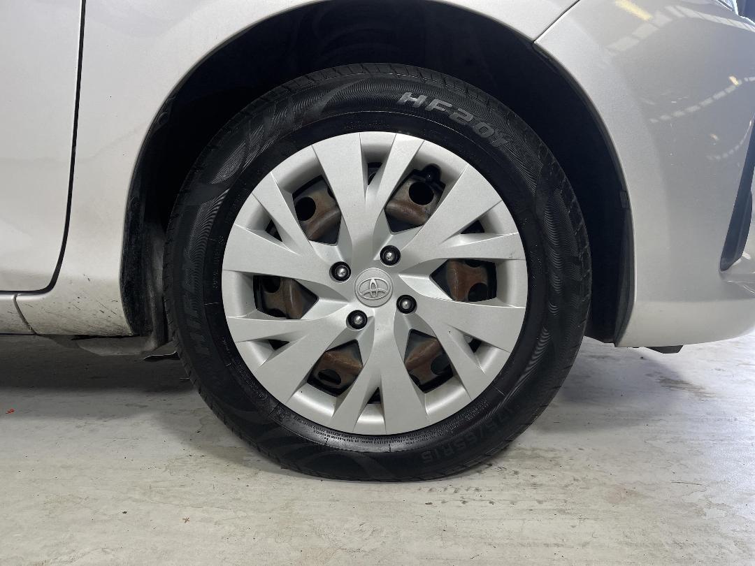 Photo '9' of Toyota Yaris